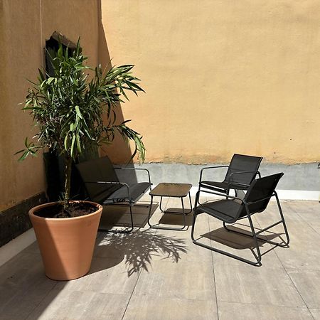 Studio Spacieux Avec Patio En Centre Ville 滨海卡瓦莱尔 外观 照片